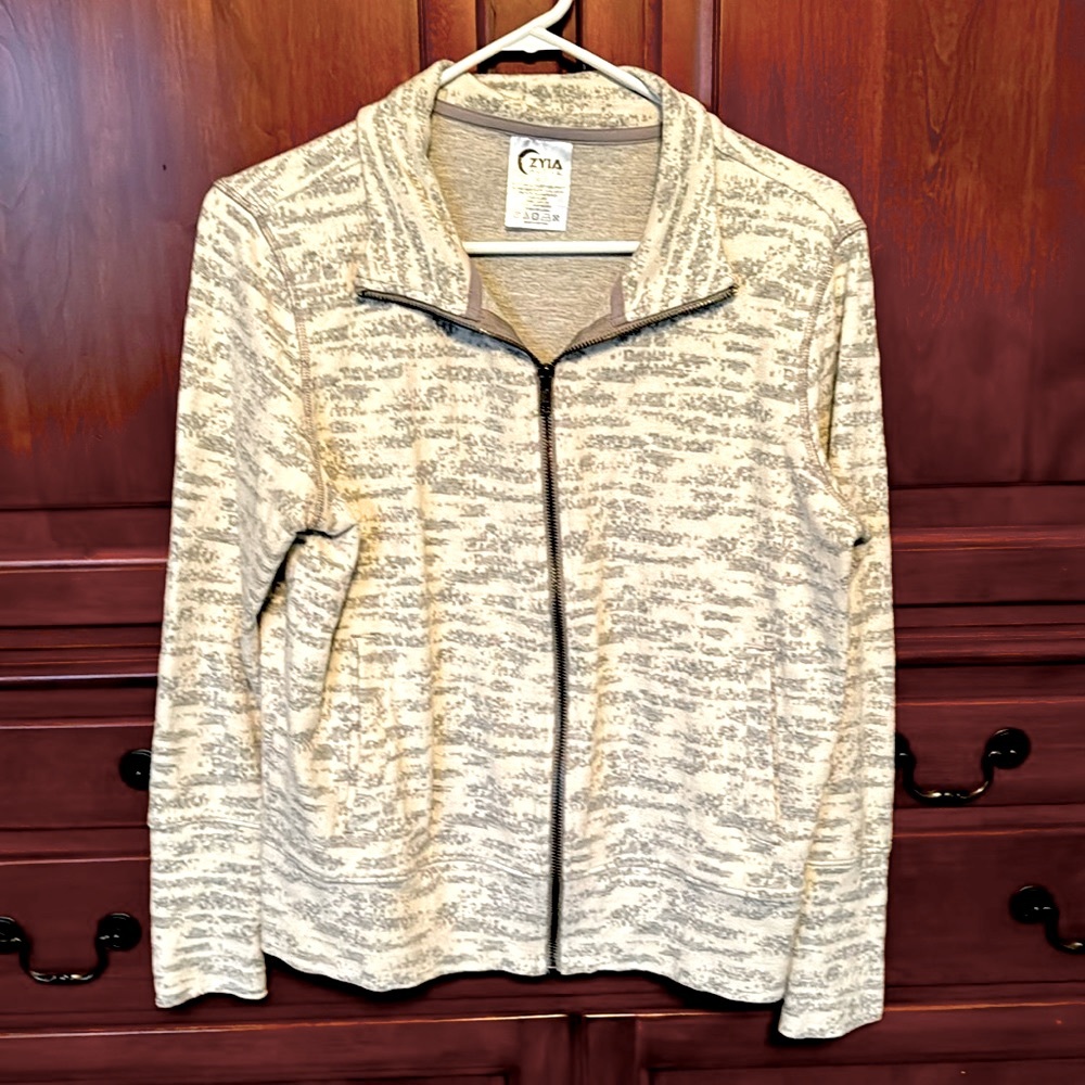Zyia jacket
